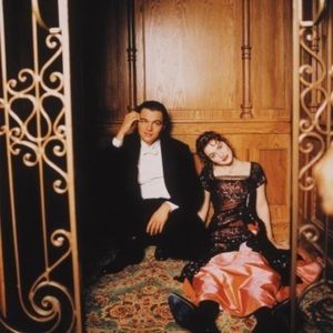 Meet your Posher, Askat